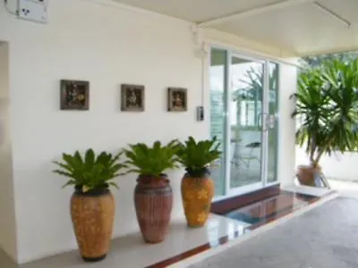 Grand View Condominia 2*